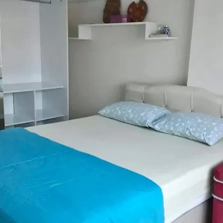 아파트 Carsiya Yuerueyerek 2 Dakika Tuem Ev Çeşme
