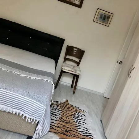 Carsiya Yuerueyerek 2 Dakika Tuem Ev 아파트 Çeşme