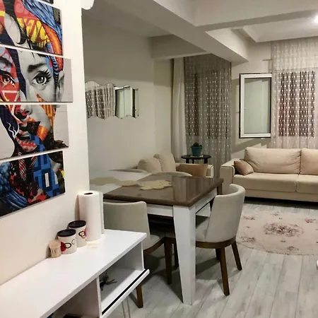 Carsiya Yuerueyerek 2 Dakika Tuem Ev Çeşme